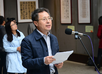 校党委副书记薛耀文讲话